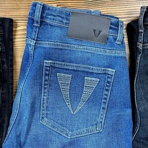 The Prince - Victory Jeans